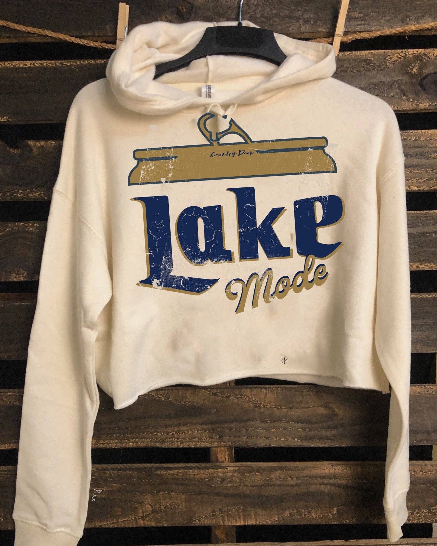 Lake Mode Cropped Hooded Sweatshirt