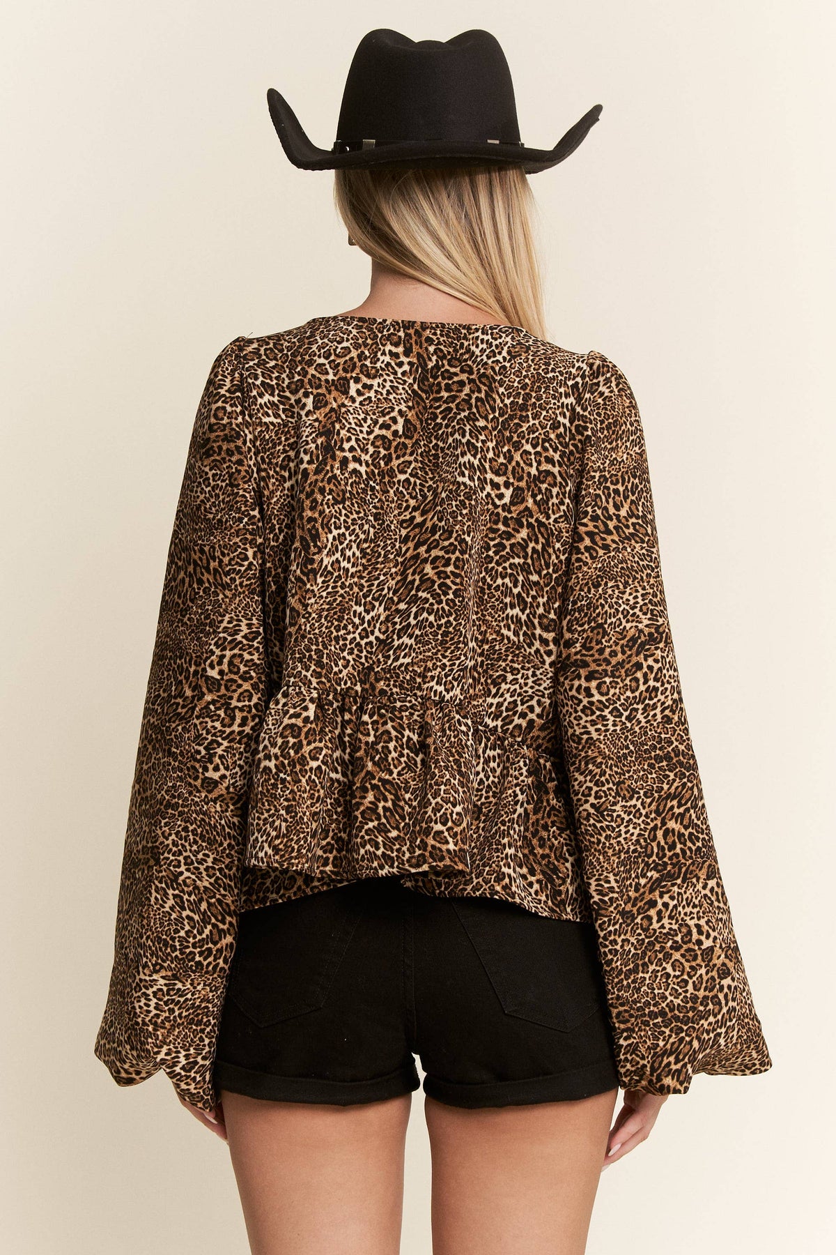 LEOPARD PRINT BOW FRONT TOP- Plus