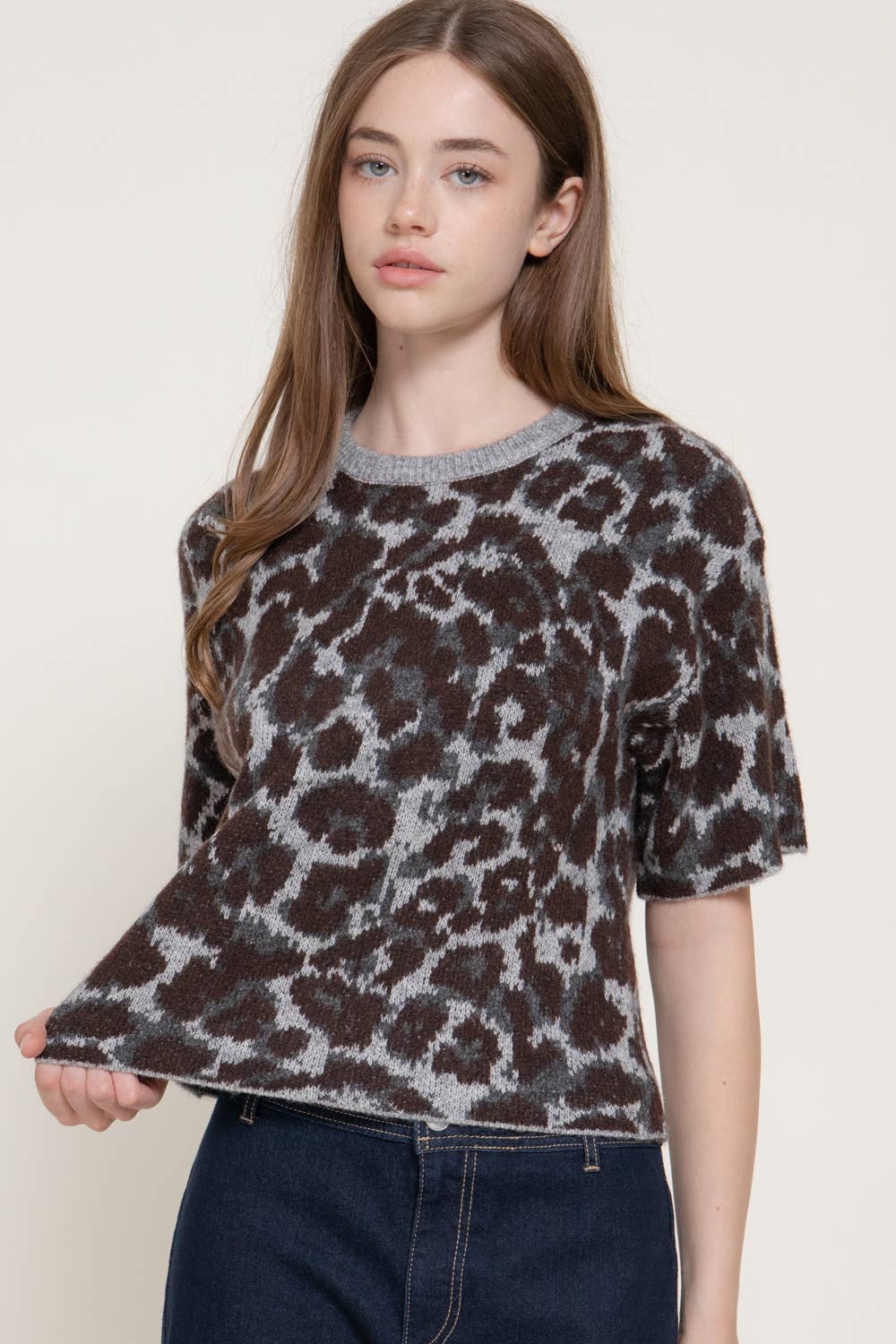 Short Sleeve Leopard Sweater