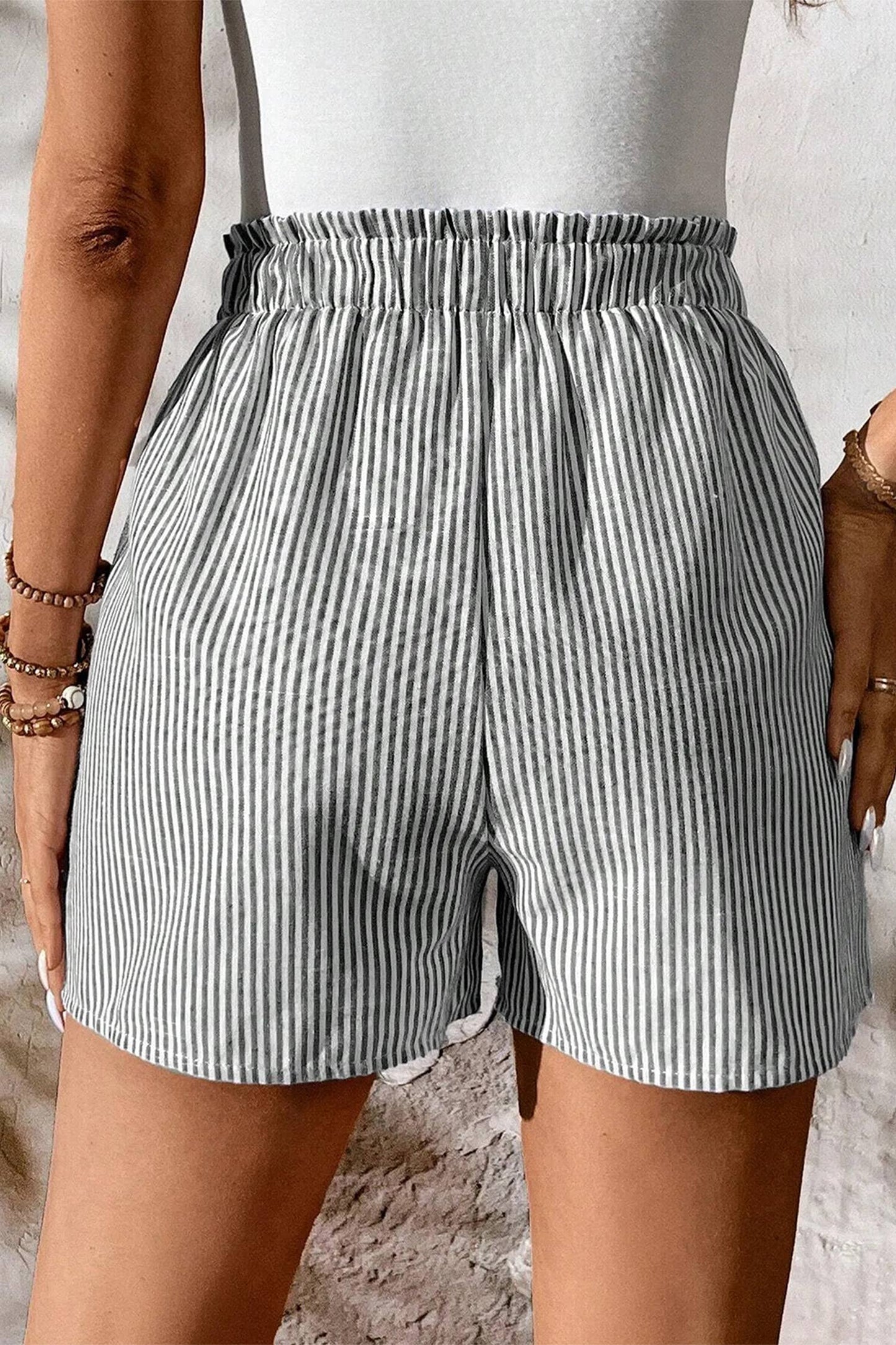 Stripe Lace-up Elastic Waist Casual Pocketed Shorts