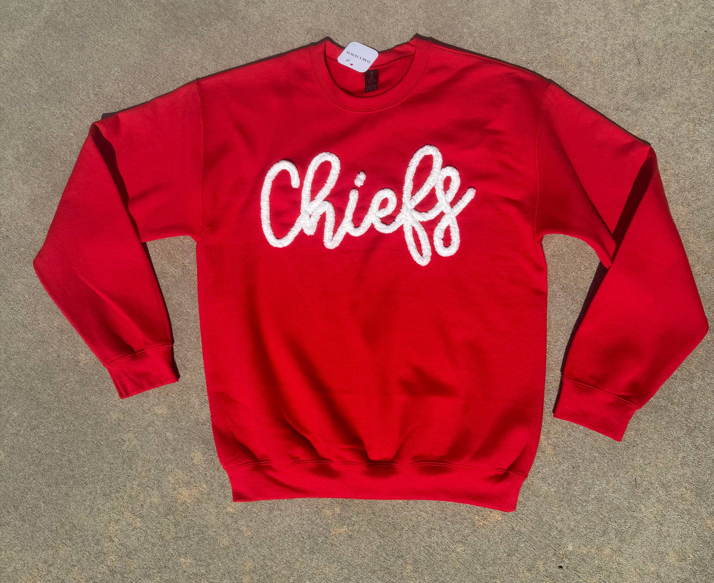 Chiefs Yarn Embroidered Sweatshirt(white yarn)