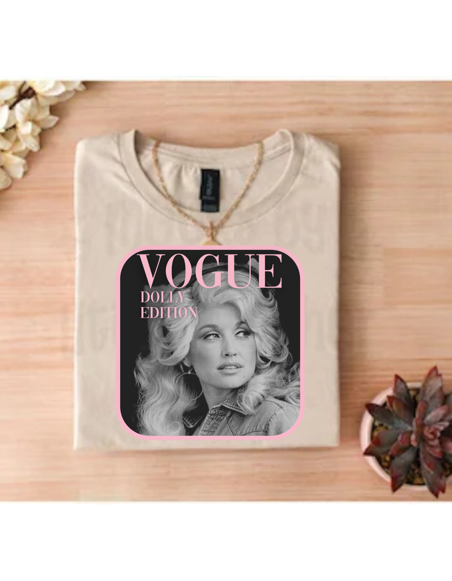 Vogue Dolly Edition graphic tee
