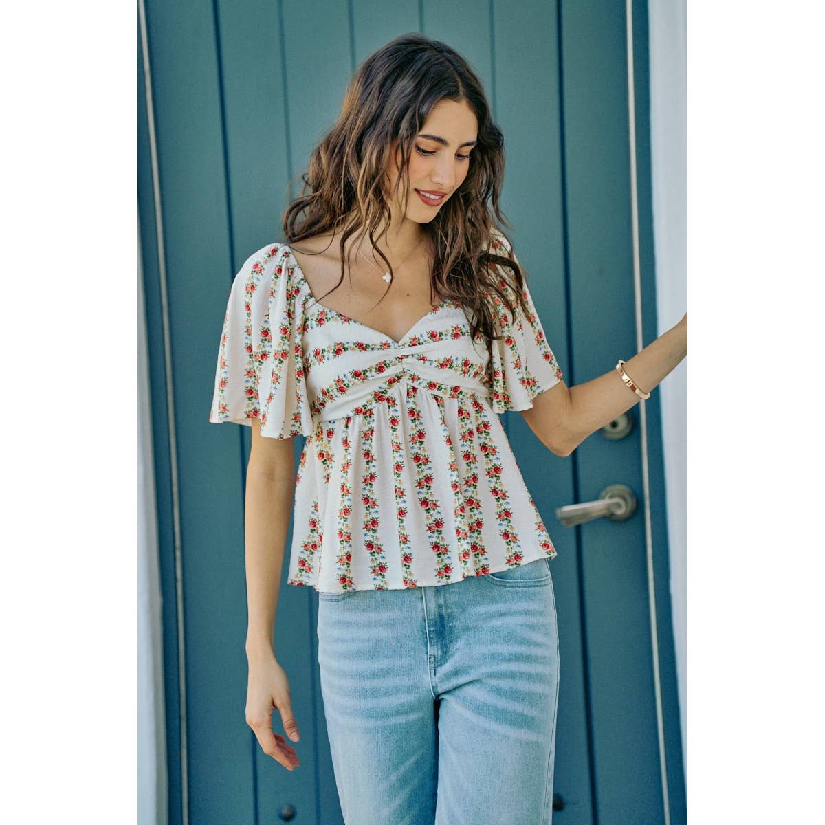 FLORAL FLUTTER BLOUSE