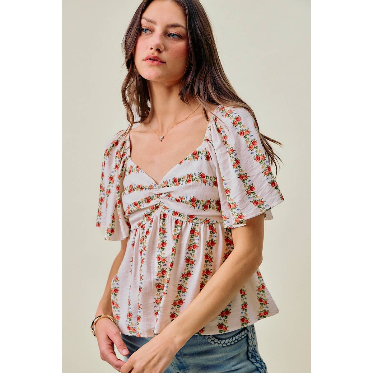 FLORAL FLUTTER BLOUSE