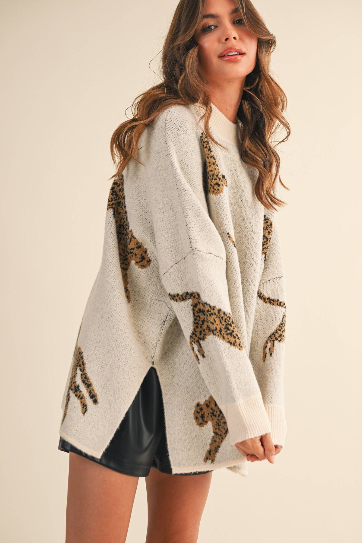 CHEETAH OVERSIZED MOCK NECK