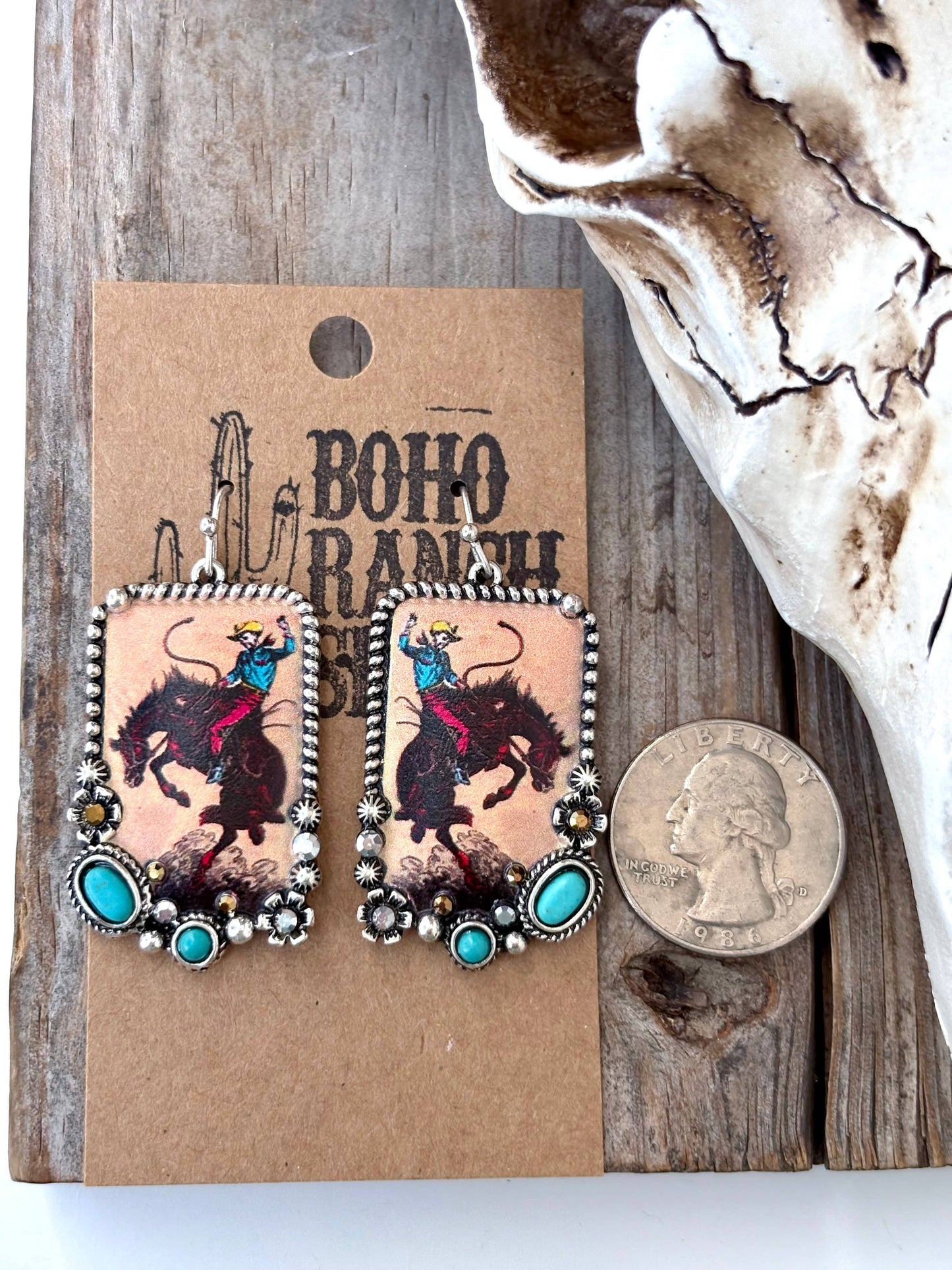 Western Style Pendant with Turquoise Stone Drop Earrings