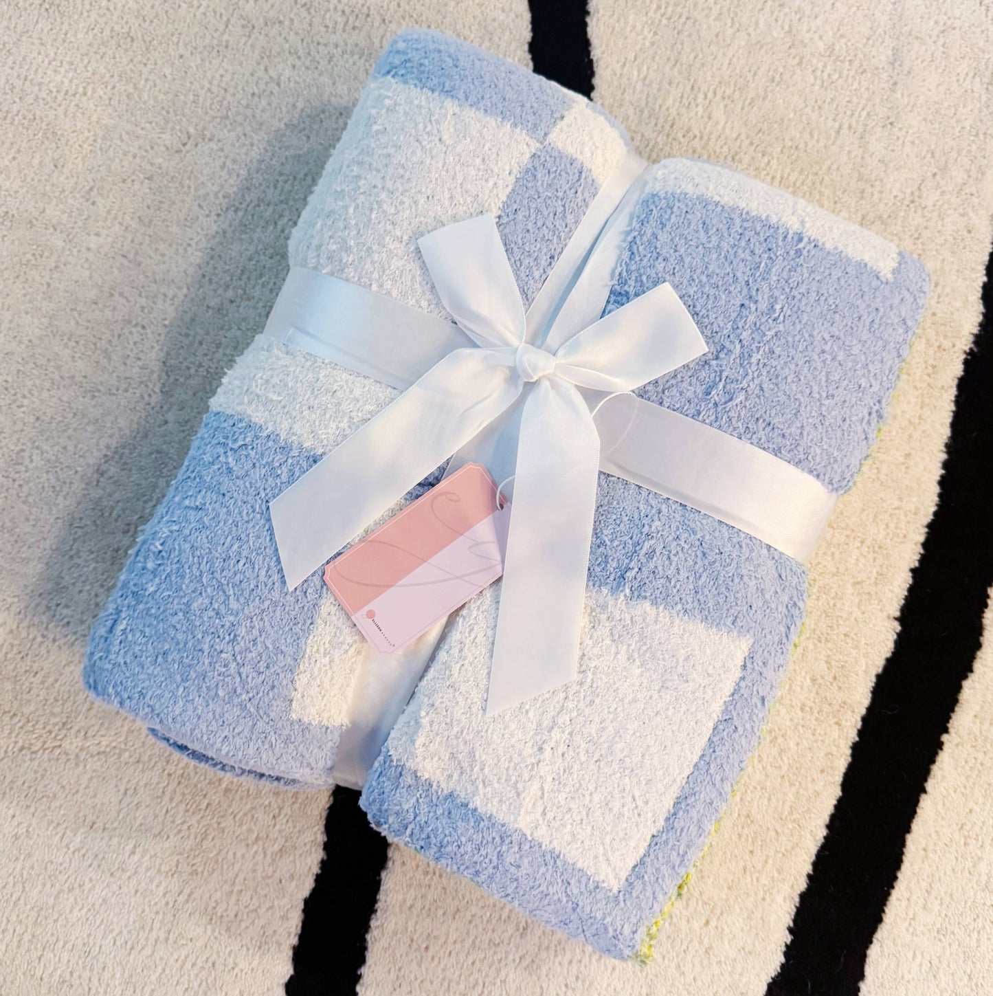 Lemon Drop Gingham Blanket - Soft & Sweet Throw