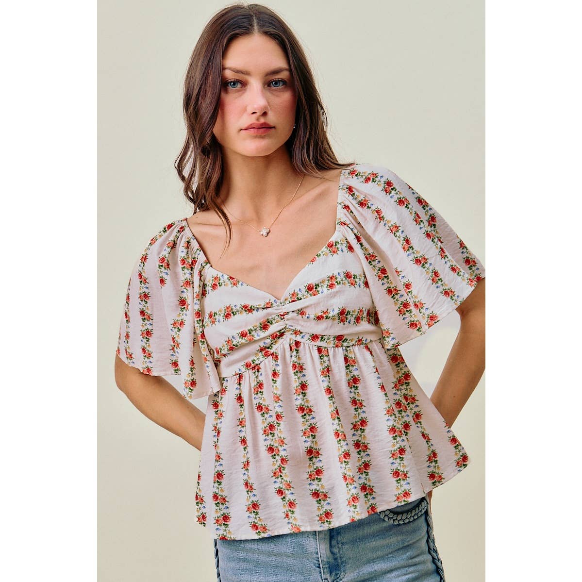 FLORAL FLUTTER BLOUSE