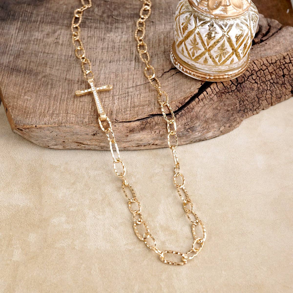 Side Cross Long Necklace
