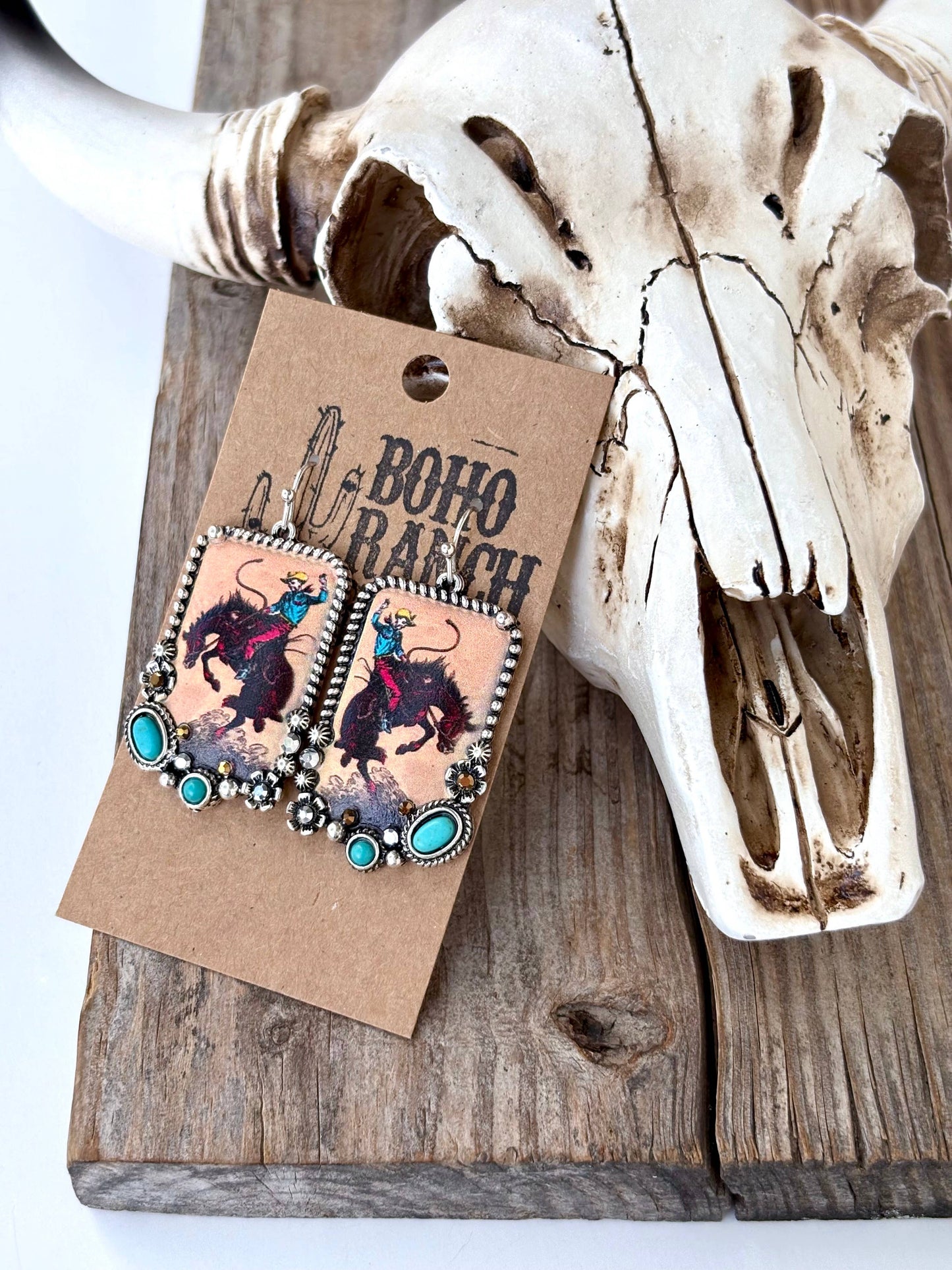 Western Style Pendant with Turquoise Stone Drop Earrings