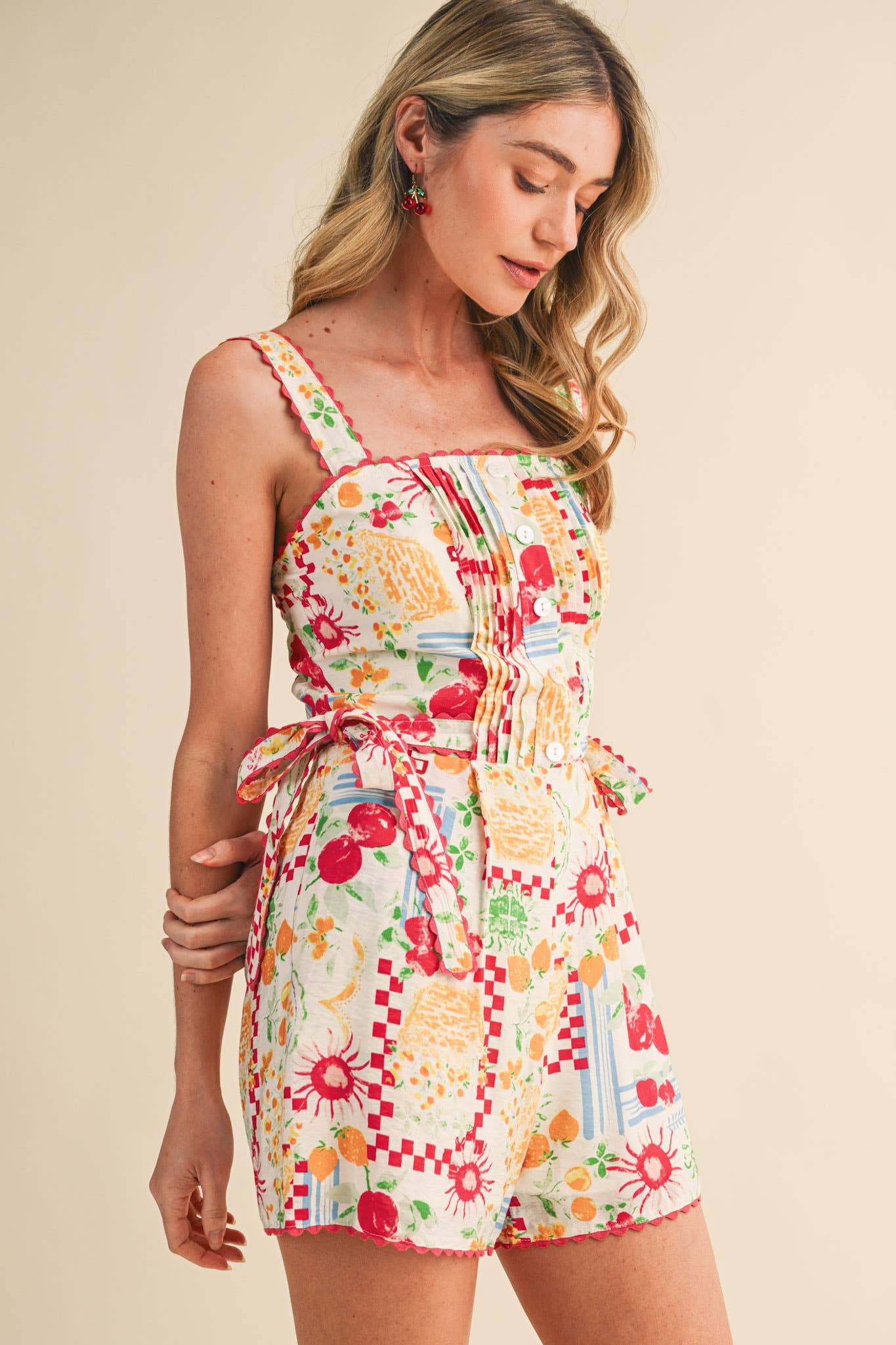SCALLOP TRIM ROMPER