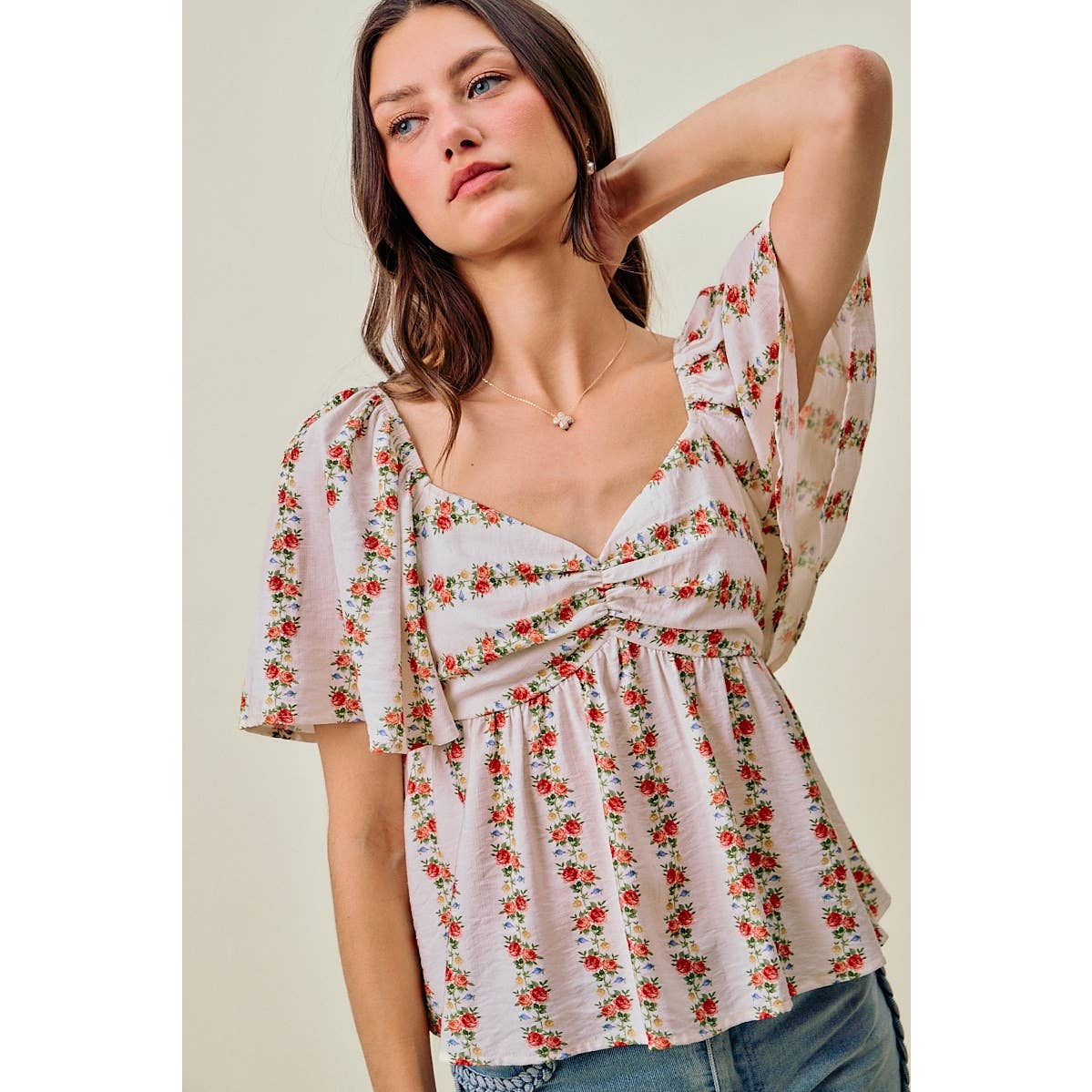 FLORAL FLUTTER BLOUSE