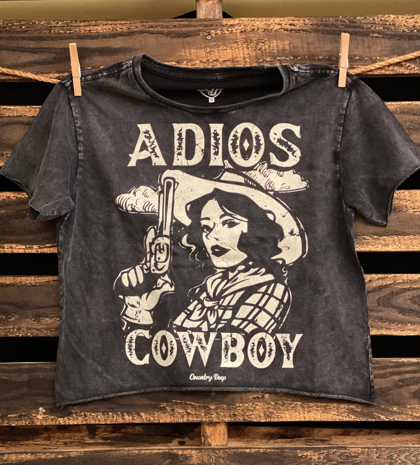 Adios Cowboy regular Cropped Acid wash T-shirt