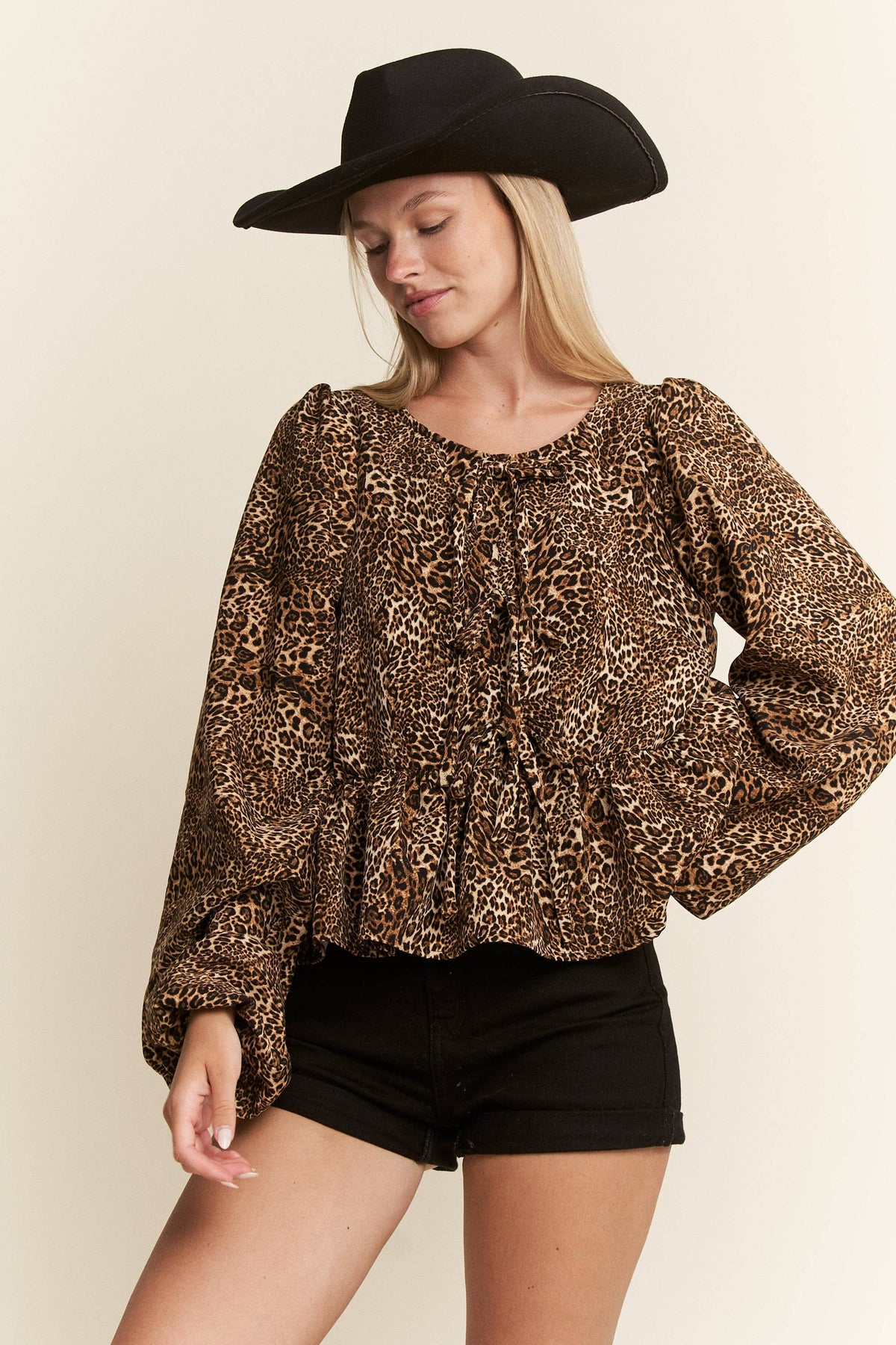 LEOPARD PRINT BOW FRONT TOP- Plus