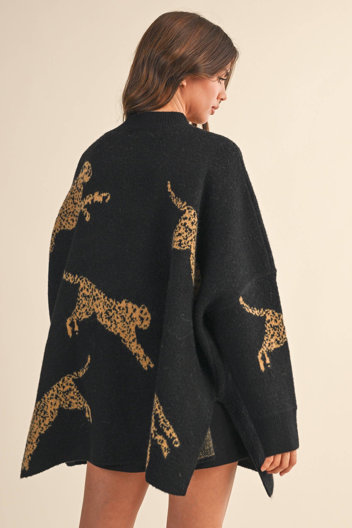CHEETAH OVERSIZED MOCK NECK