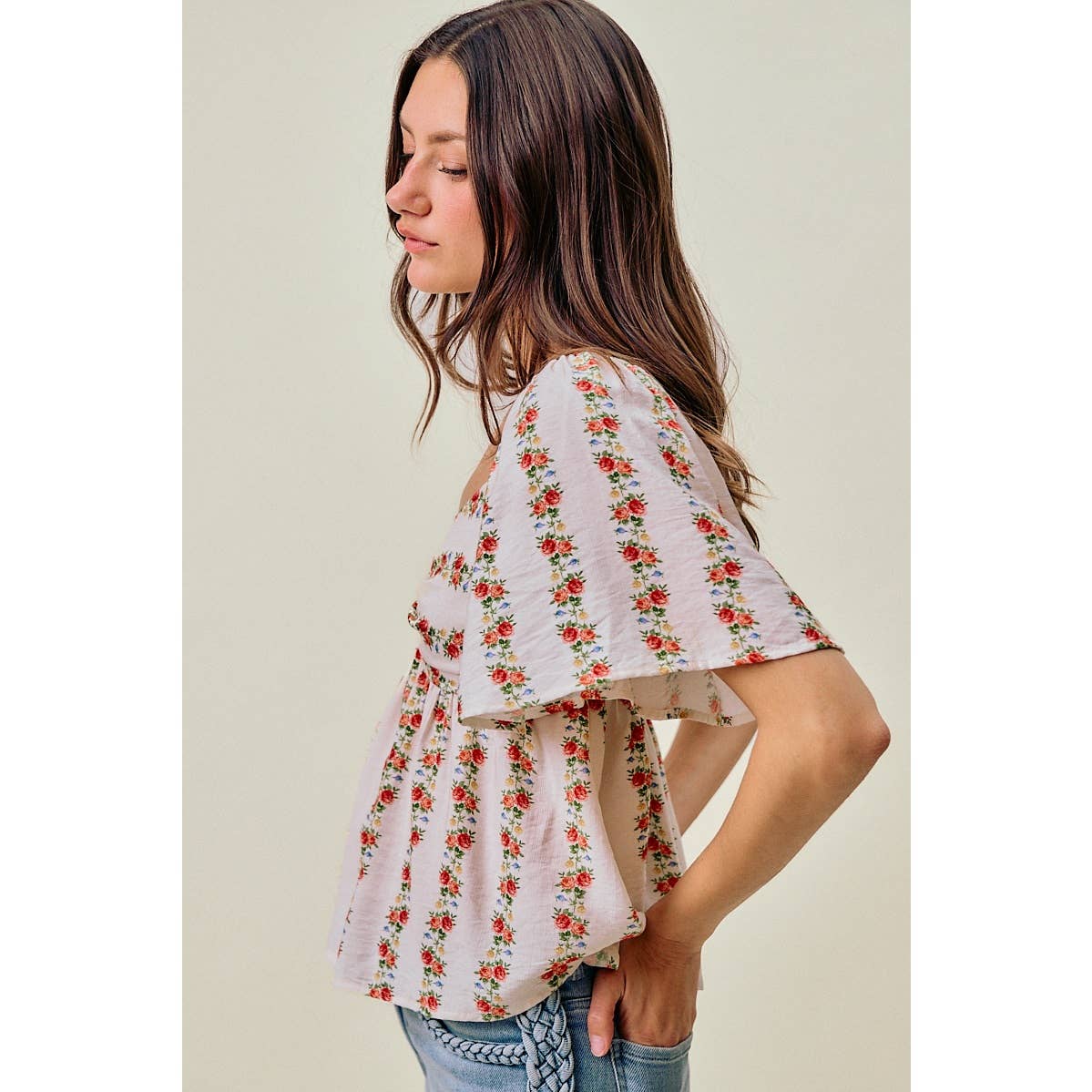 FLORAL FLUTTER BLOUSE