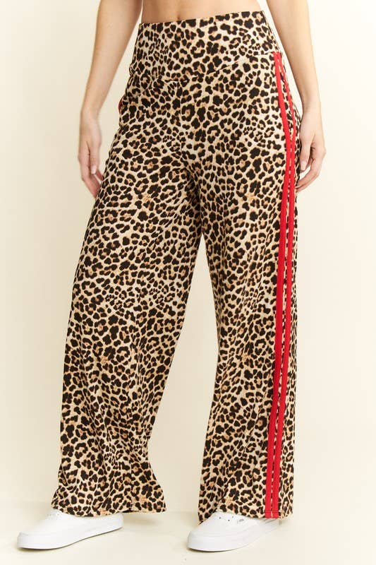 LEOPARD PRINT SIDE STRIPE PANTS- Plus