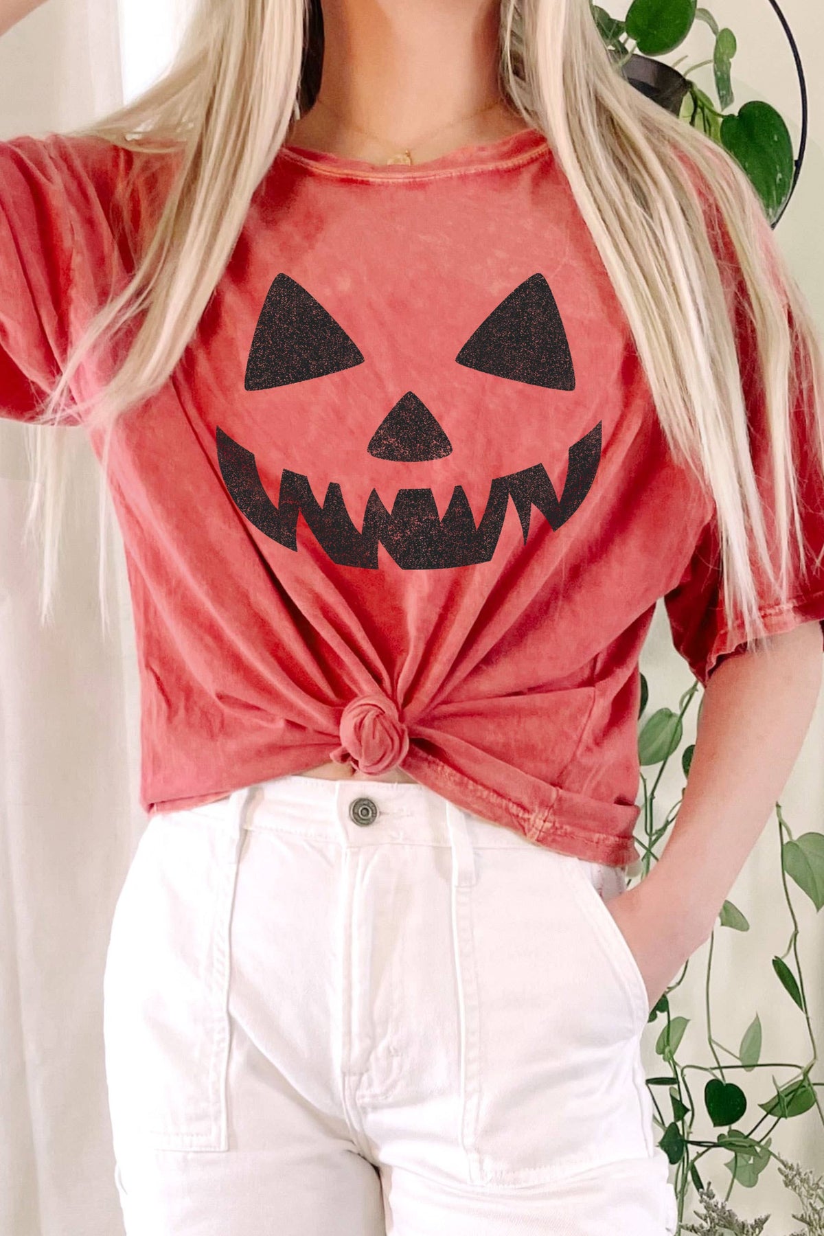 JACK O LANTERN MINERAL GRAPHIC LONG CROP TOP