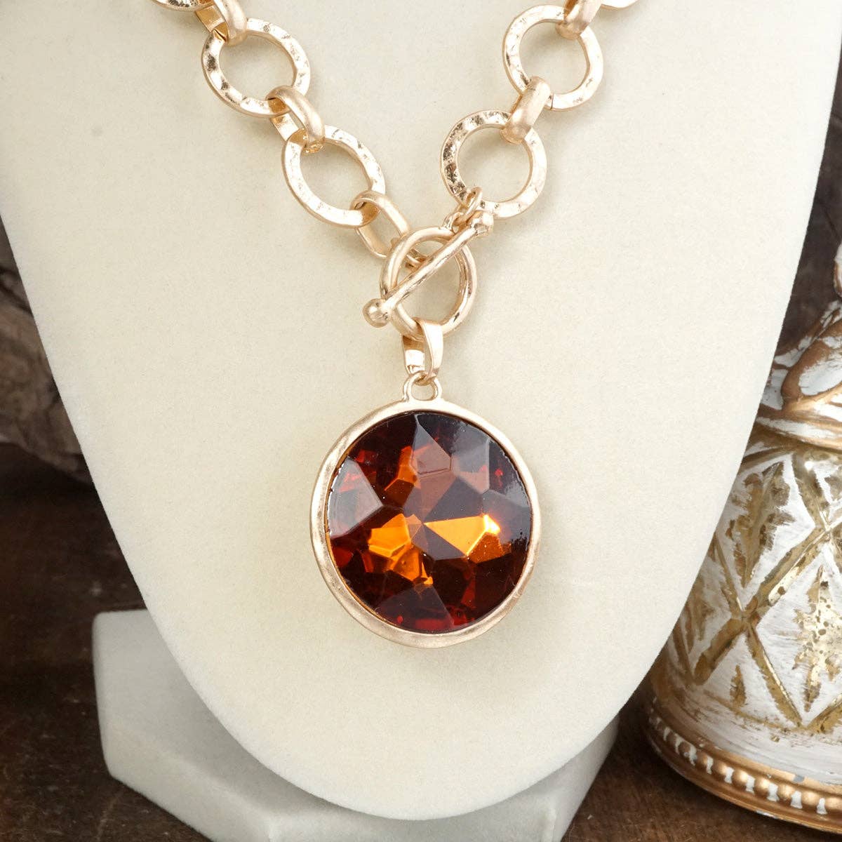 Gilded Radiance – Chain Necklace