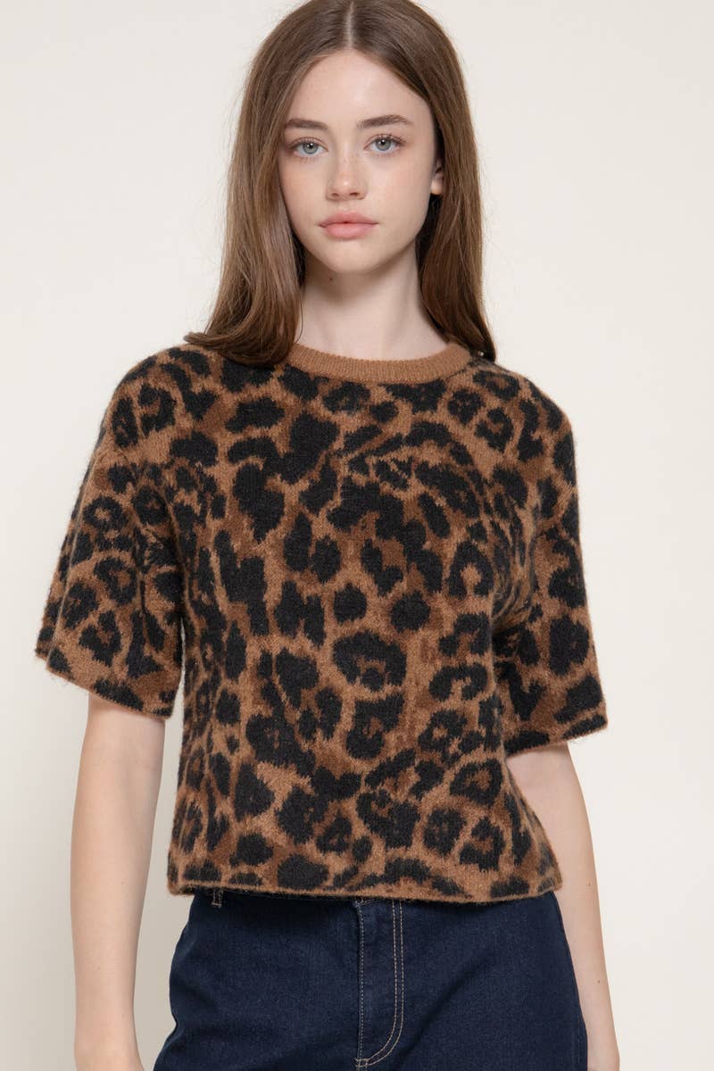Short Sleeve Leopard Sweater