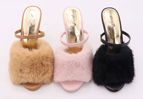 FAUX FUR MULE HEEL