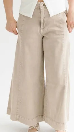 Cropped Wide Leg Jeans
