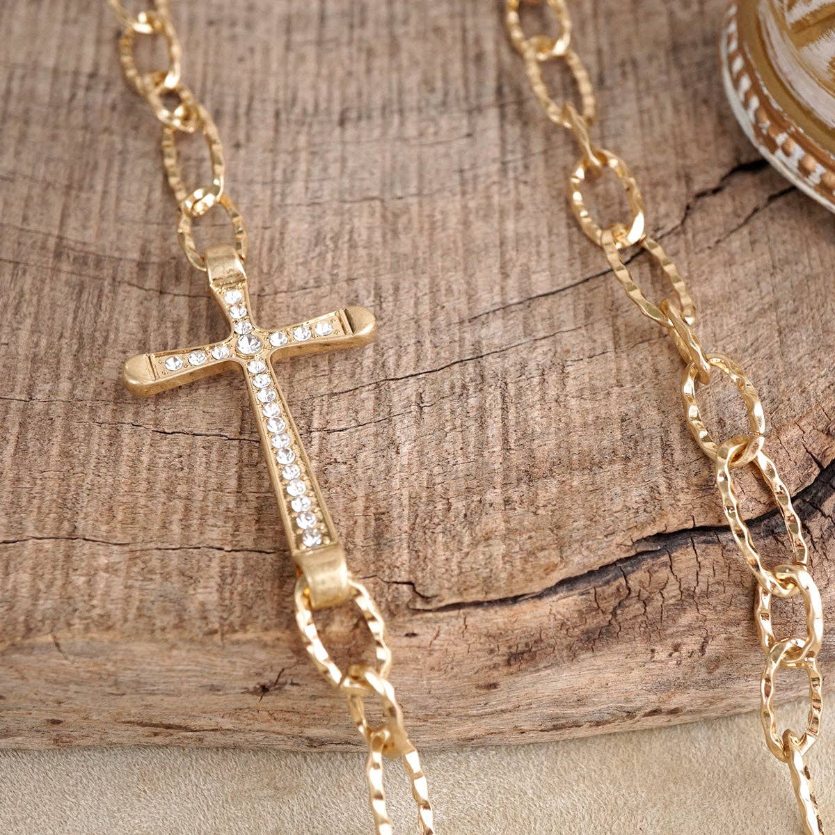 Side Cross Long Necklace