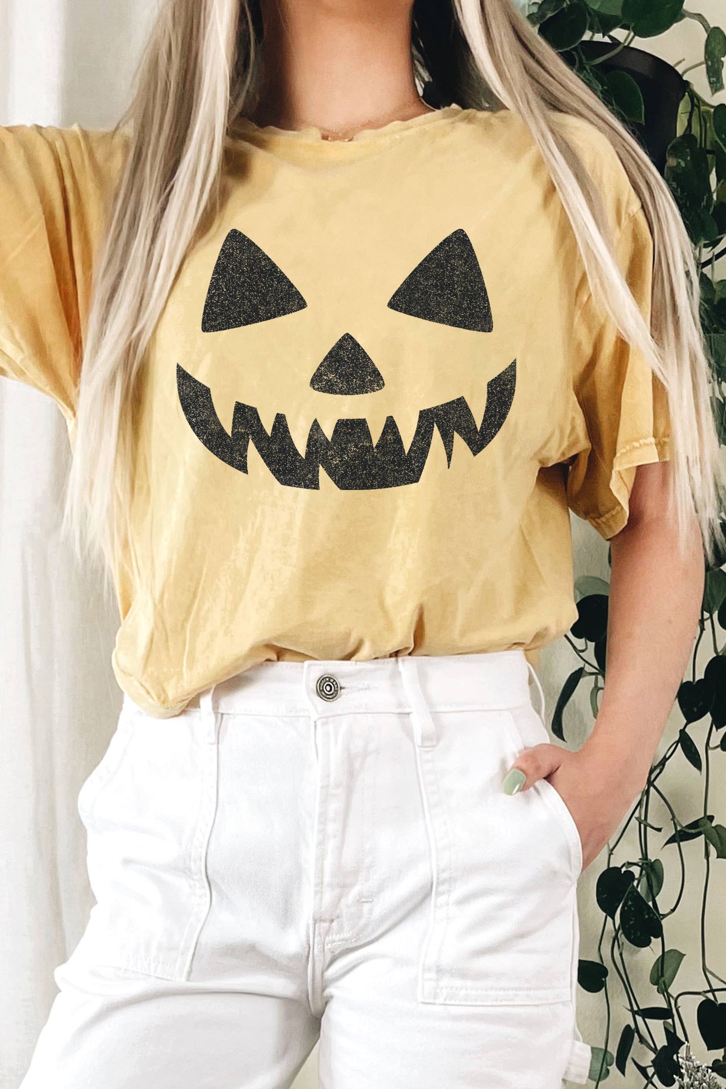 JACK O LANTERN MINERAL GRAPHIC LONG CROP TOP