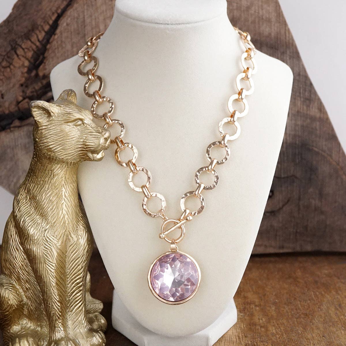 Gilded Radiance – Chain Necklace