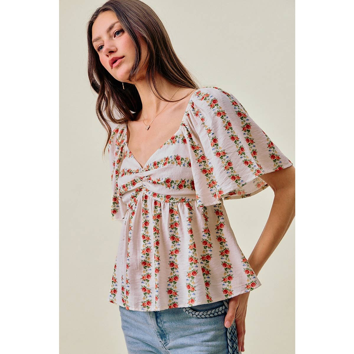 FLORAL FLUTTER BLOUSE