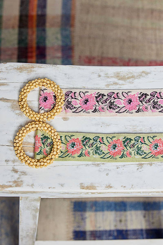 Beaded Round Buckle Floral Belt