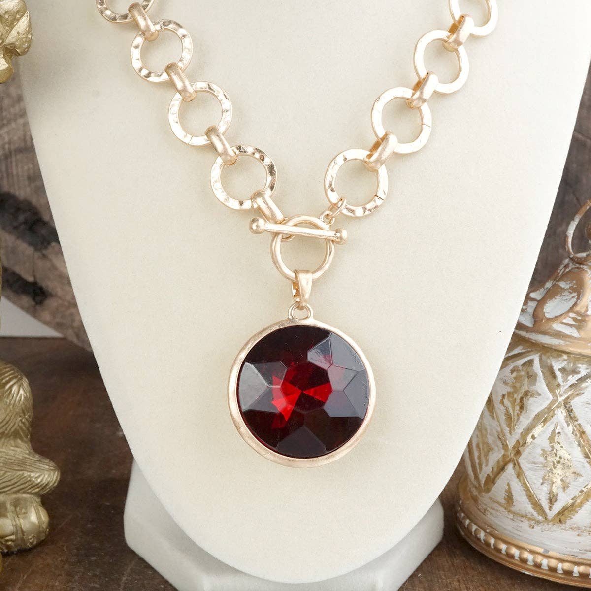 Gilded Radiance – Chain Necklace
