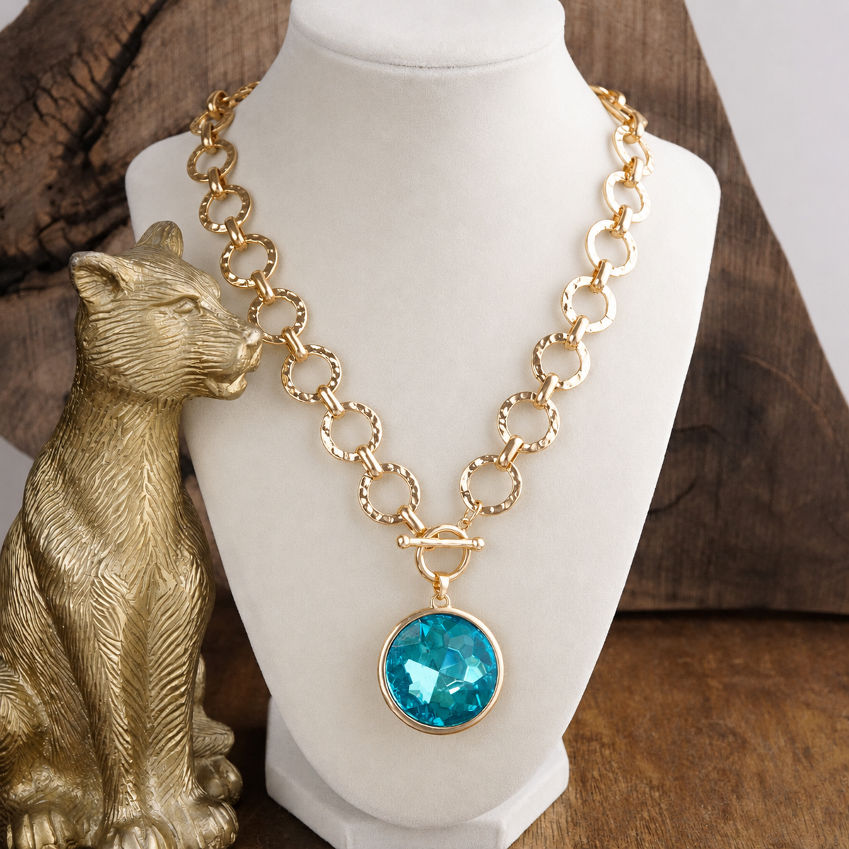 Gilded Radiance – Chain Necklace