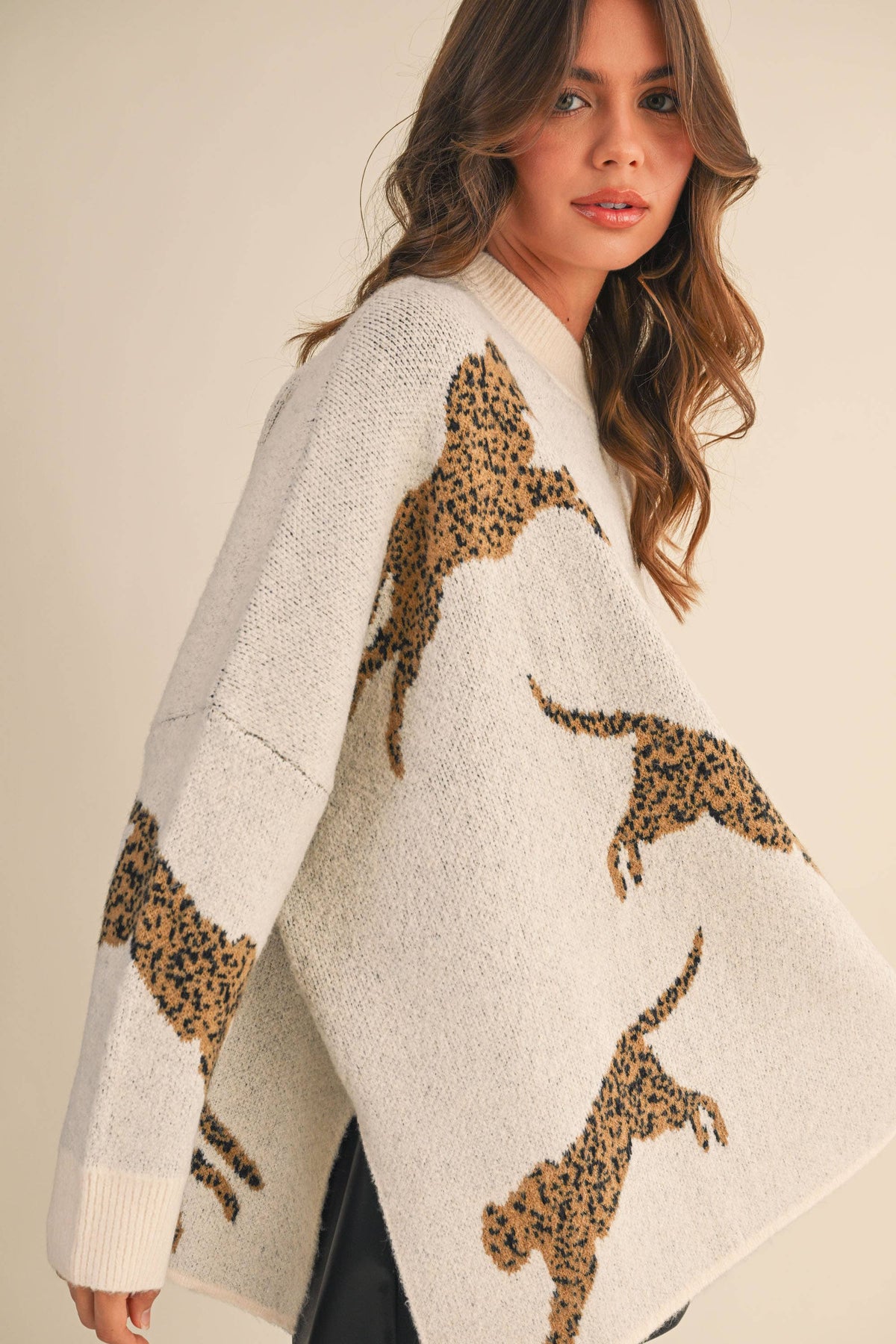 CHEETAH OVERSIZED MOCK NECK