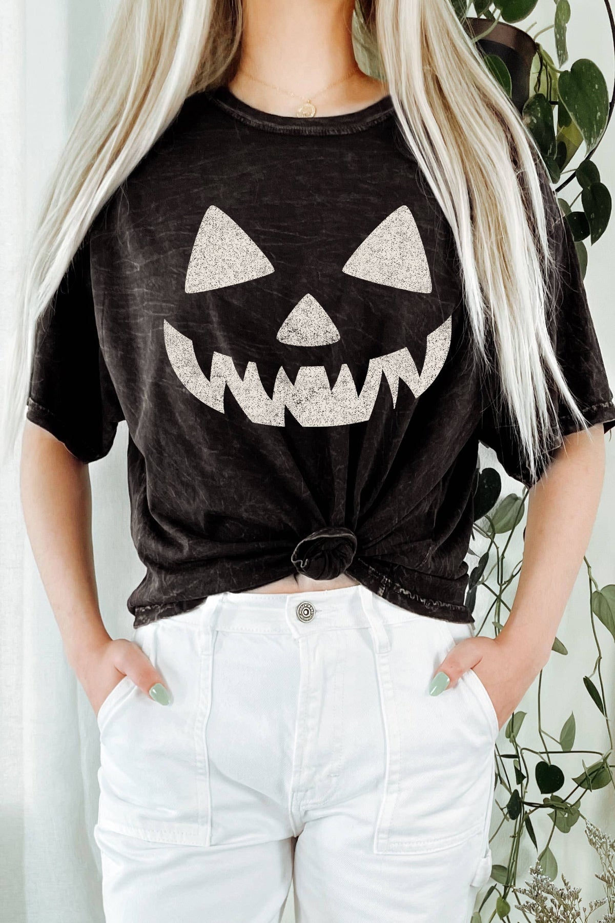 JACK O LANTERN MINERAL GRAPHIC LONG CROP TOP