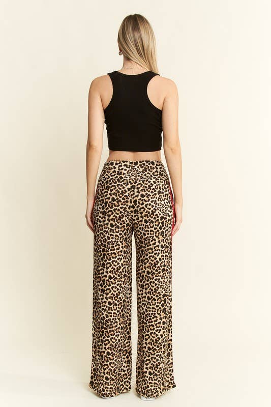 LEOPARD PRINT SIDE STRIPE PANTS- Plus