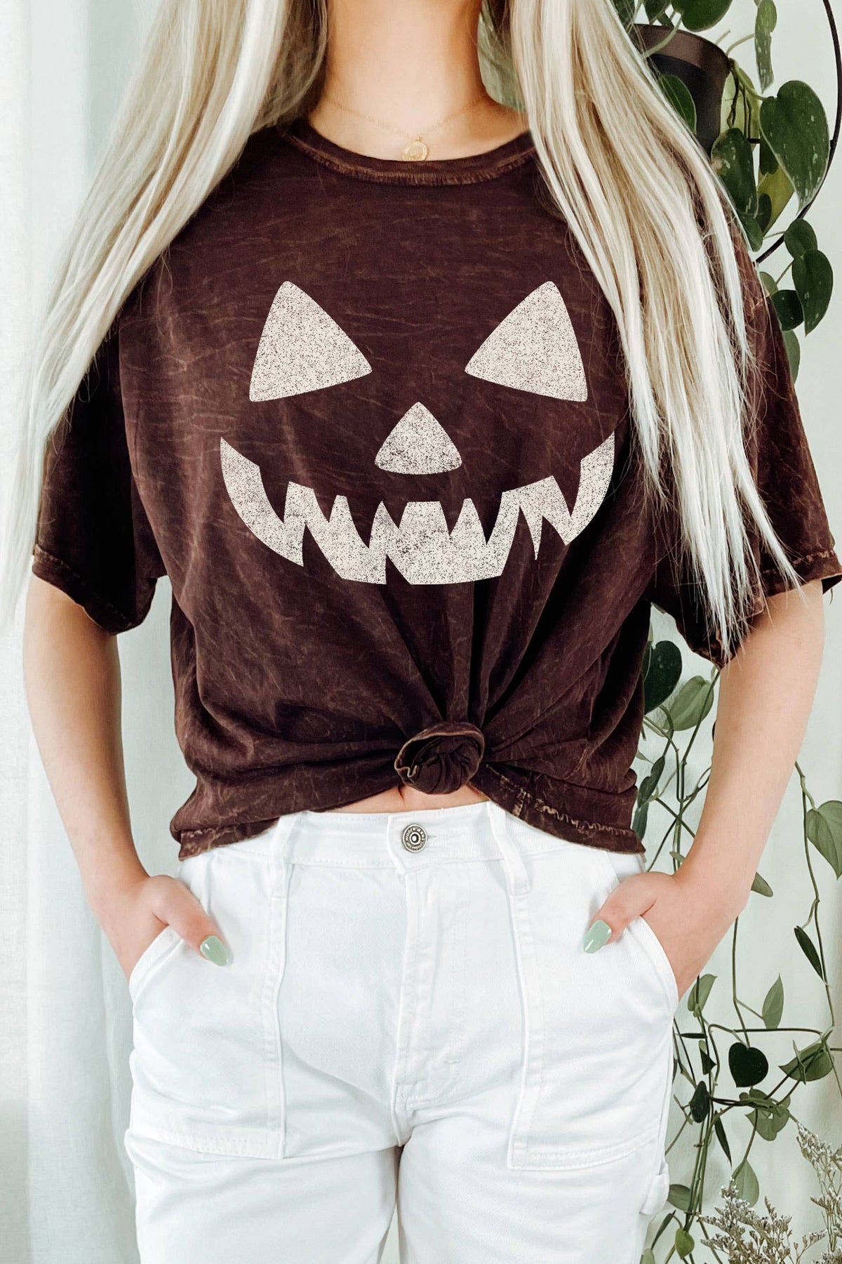 JACK O LANTERN MINERAL GRAPHIC LONG CROP TOP