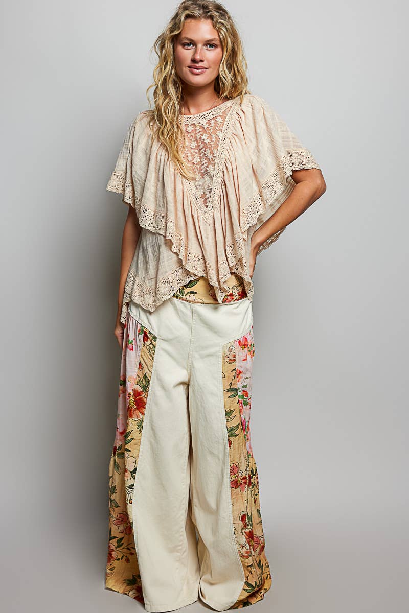 Lace Trim V Ruffle Detail Textured Woven Short Sleeve Top