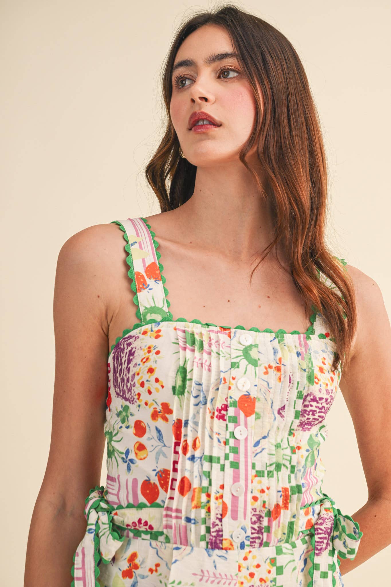 SCALLOP TRIM ROMPER