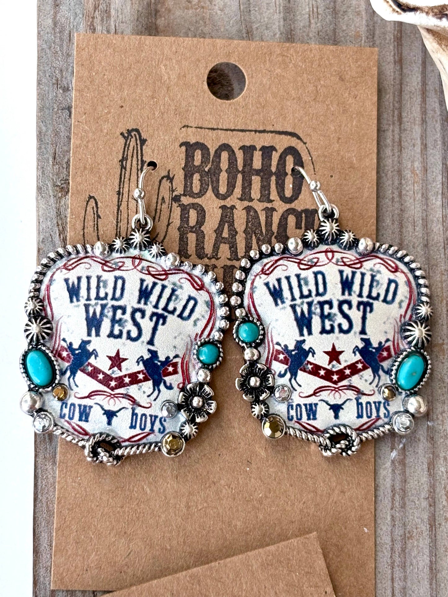 Western Style Pendant with Turquoise Stone Drop Earrings